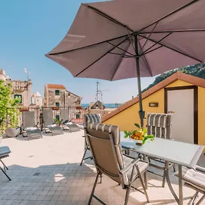 Bouganville House Appartamento
