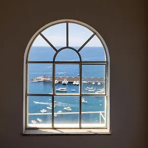 Design Sea View Accessible By 250 Steps Apartment
