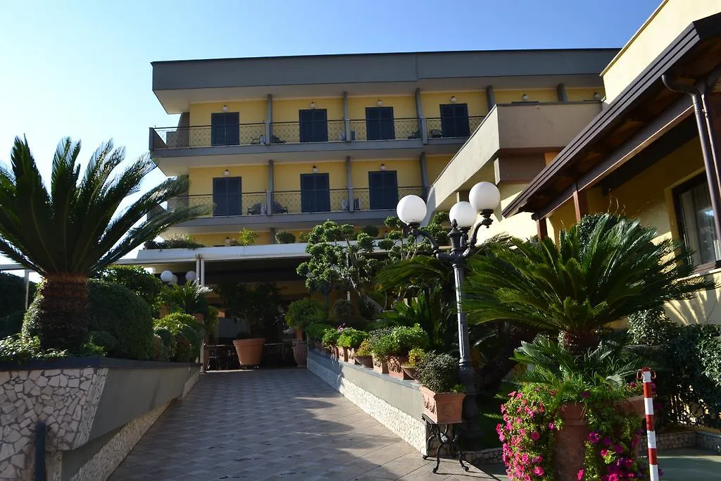 Hotel Ristorante Donato Calvizzano