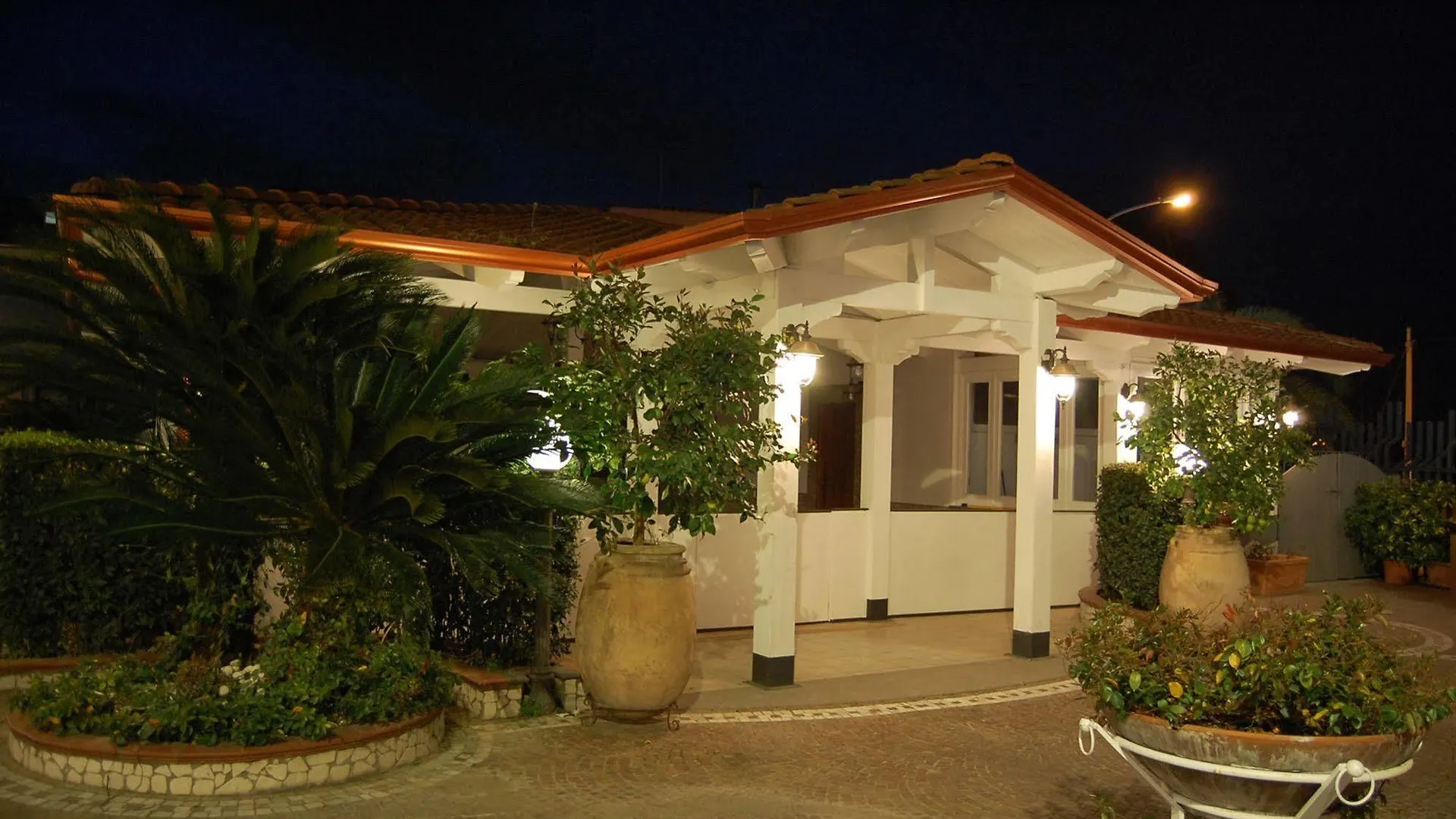 Hotel Ristorante Donato Calvizzano